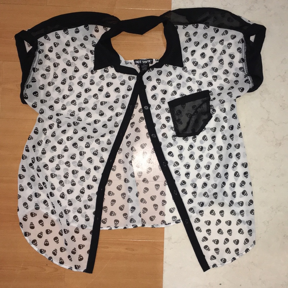 Skull blouse